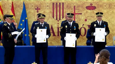 IMPOSICION CONDECORACIONES A POLICIAS LOCALES DE LA PROVINCIA